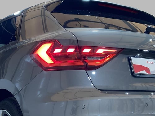 AUDI A1 sportback 30 1.0 tfsi business 116cv s-tronic