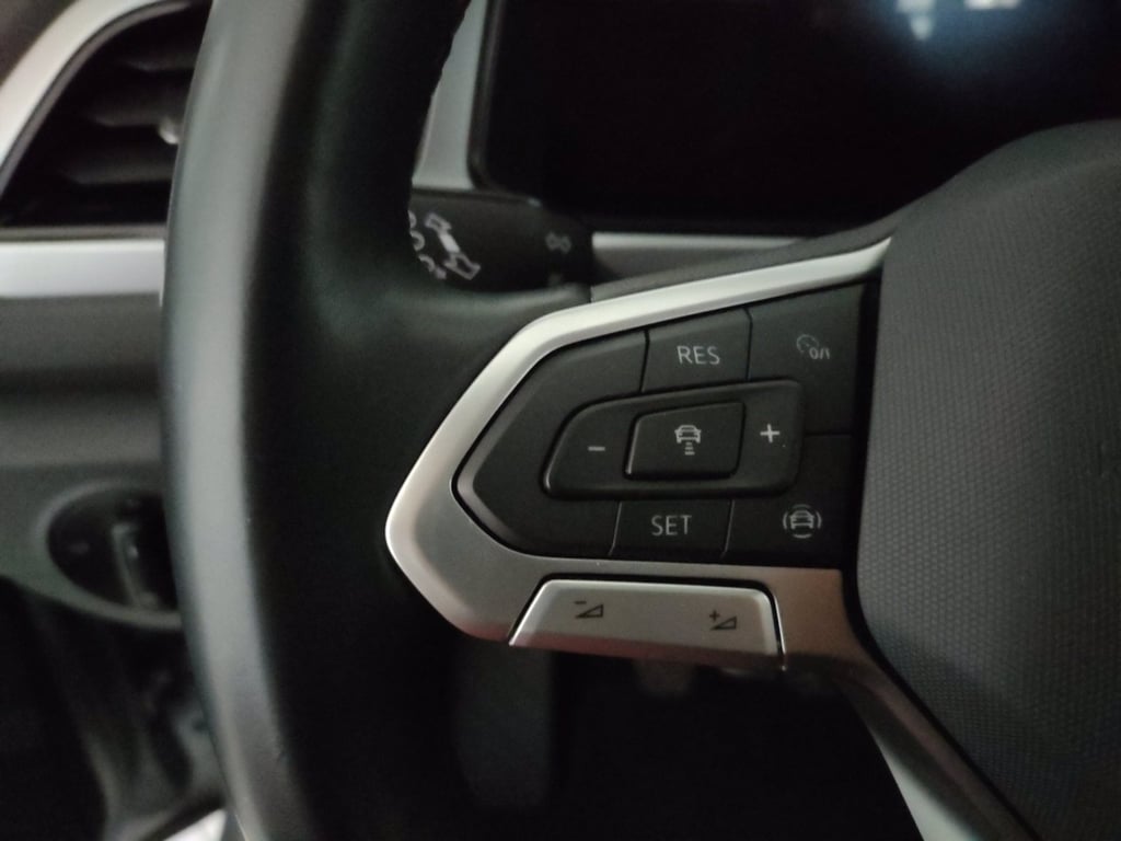 VOLKSWAGEN T-roc 1.0 tsi sport