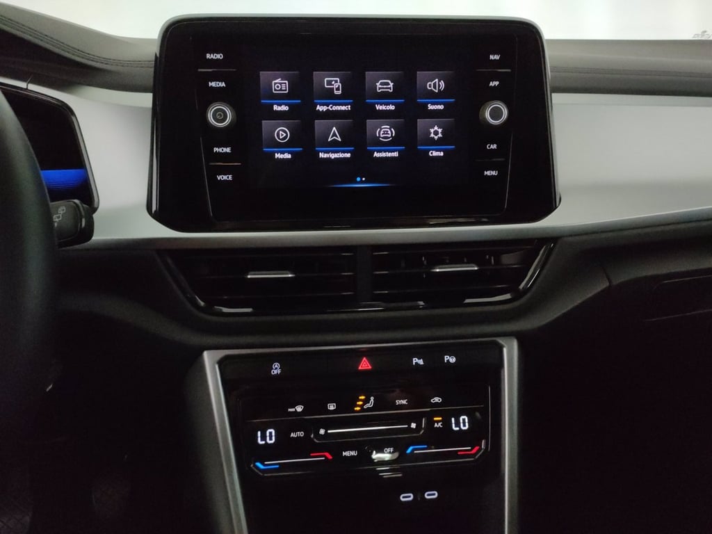 VOLKSWAGEN T-roc 1.0 tsi sport