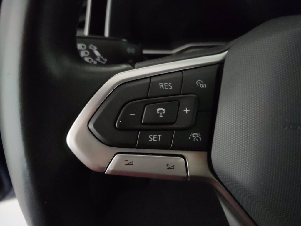 VOLKSWAGEN Polo 1.0 tsi r-line 95cv