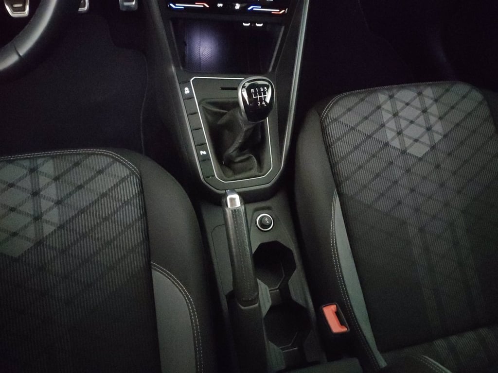 VOLKSWAGEN Polo 1.0 tsi r-line 95cv