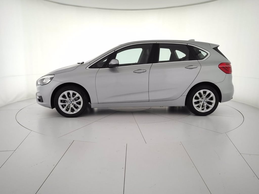 BMW Serie 2 active tourer 218d xdrive luxury auto my17