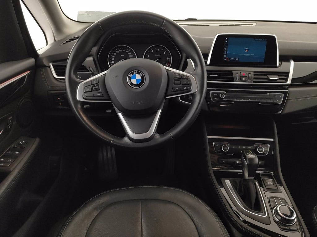 BMW Serie 2 active tourer 218d xdrive luxury auto my17