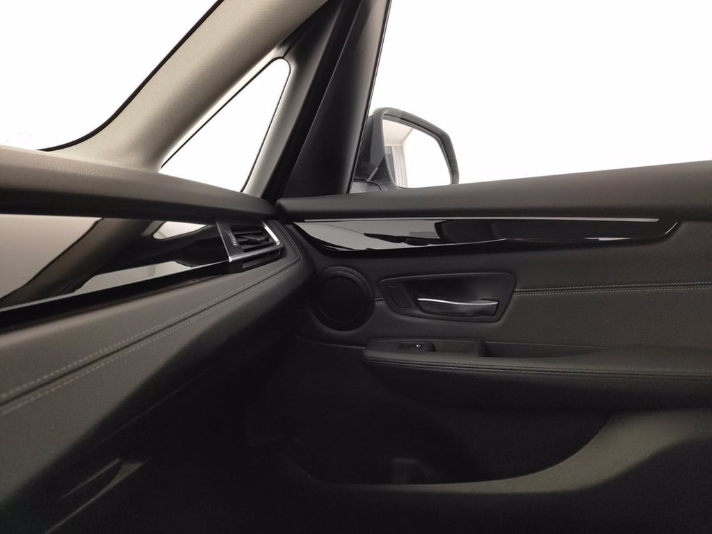BMW Serie 2 active tourer 218d xdrive luxury auto my17
