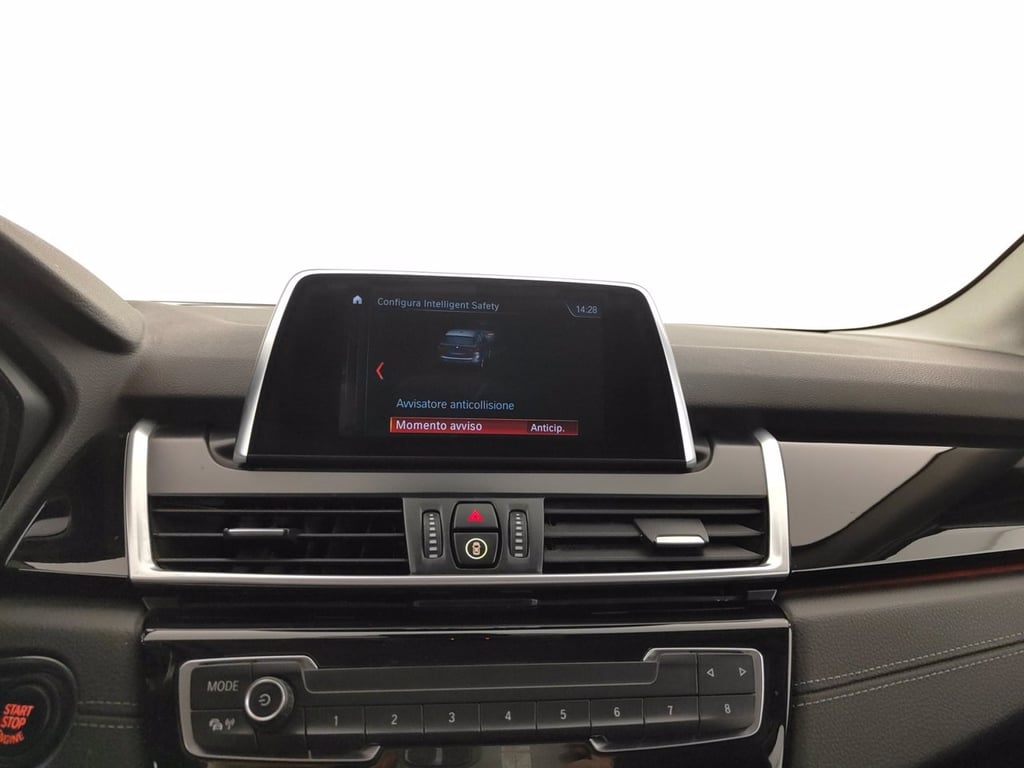 BMW Serie 2 active tourer 218d xdrive luxury auto my17