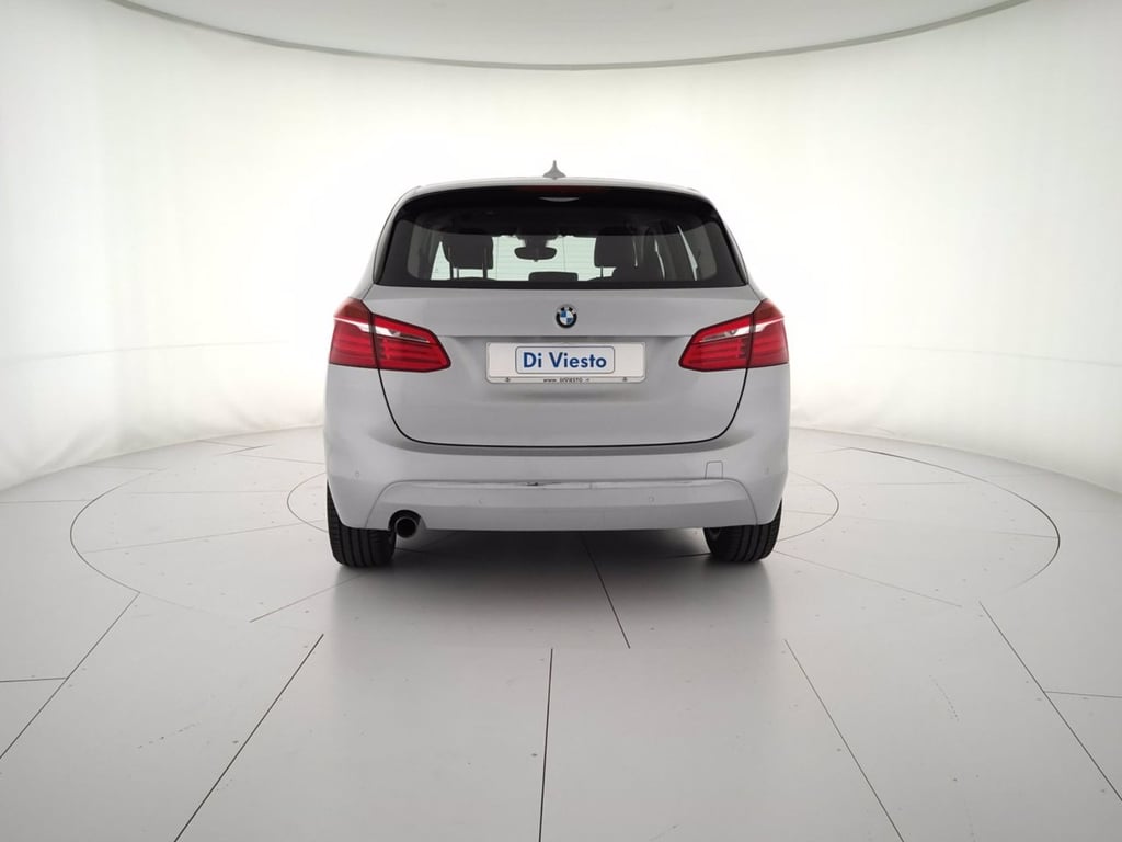 BMW Serie 2 active tourer 218d xdrive luxury auto my17