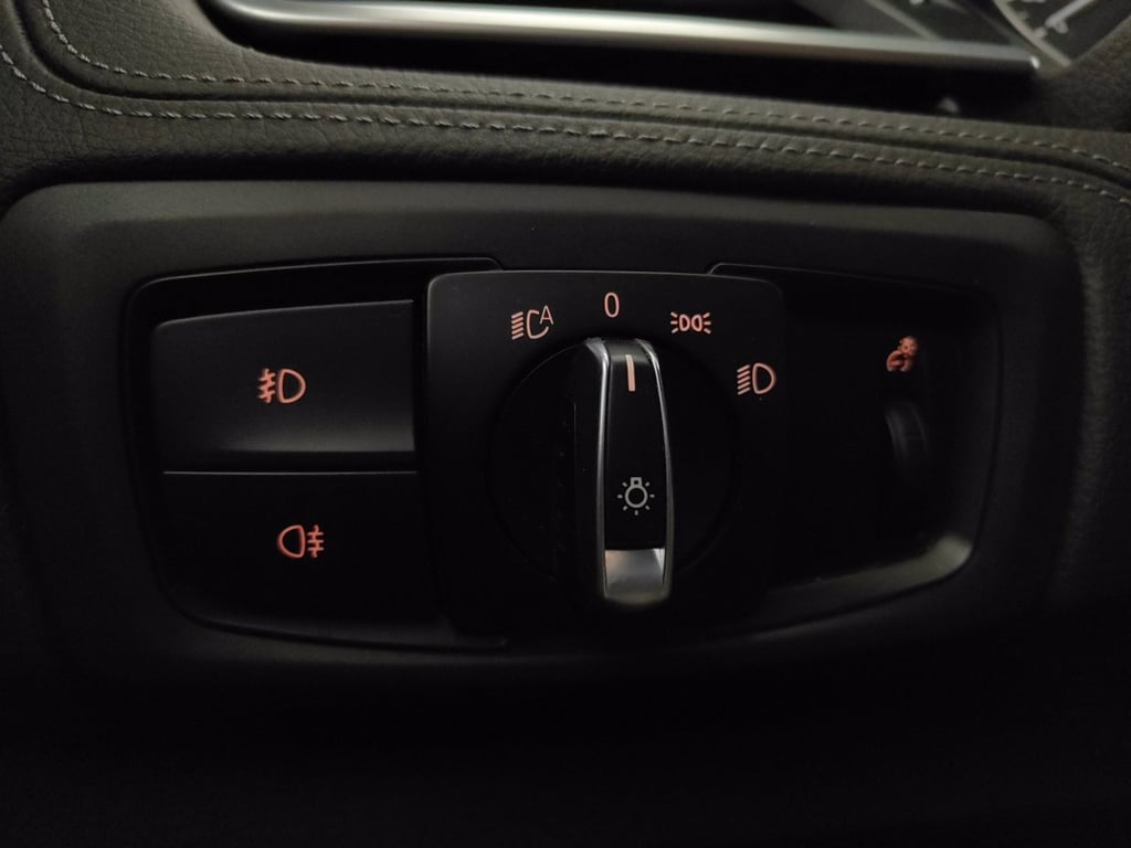 BMW Serie 2 active tourer 218d xdrive luxury auto my17