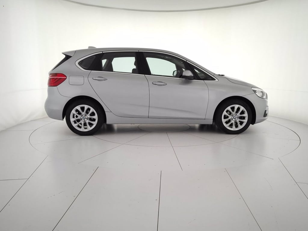 BMW Serie 2 active tourer 218d xdrive luxury auto my17