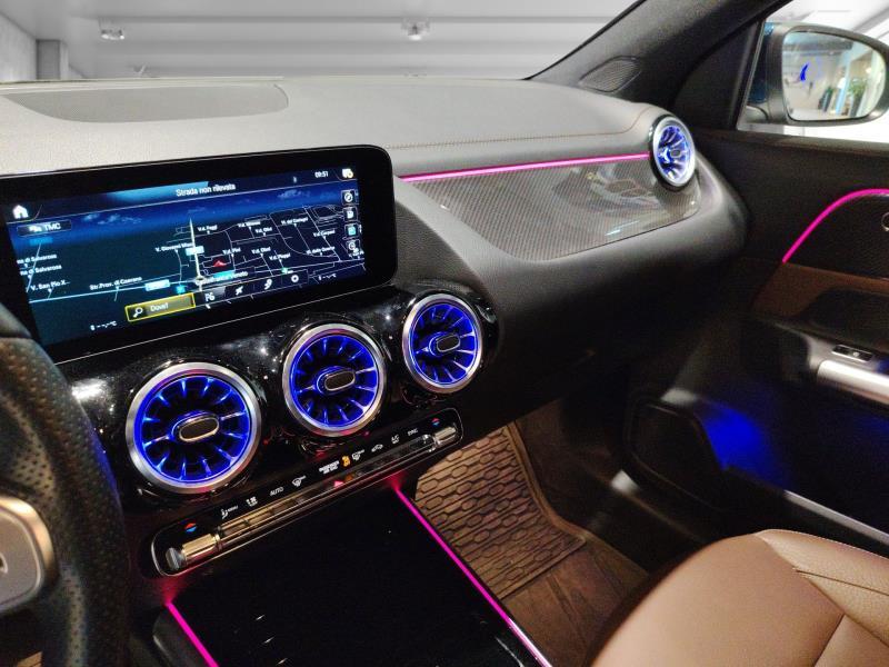MERCEDES Gla 200 d premium auto