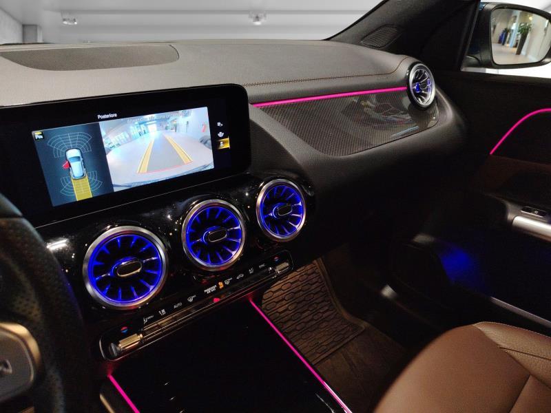 MERCEDES Gla 200 d premium auto