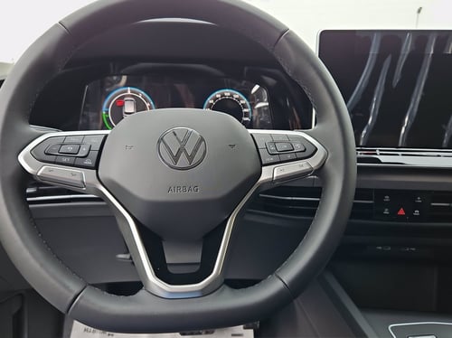 VOLKSWAGEN Golf 1.5 tsi ehybrid life 204cv dsg
