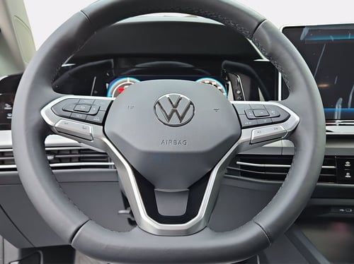VOLKSWAGEN Golf 1.5 tsi ehybrid life 204cv dsg