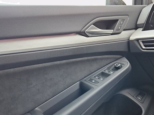 VOLKSWAGEN Golf 1.5 tsi ehybrid life 204cv dsg