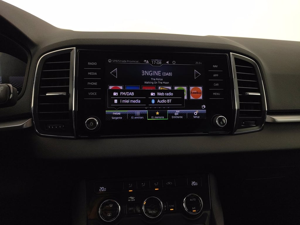 SKODA Karoq 1.5 tsi executive