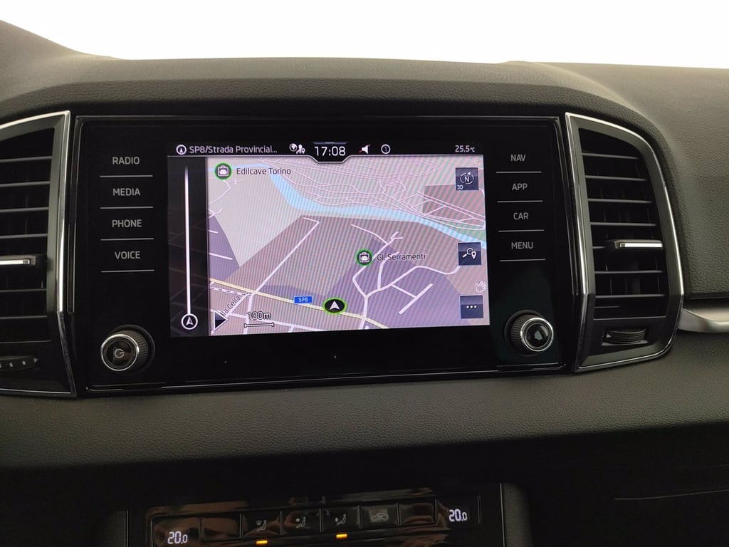 SKODA Karoq 1.5 tsi executive