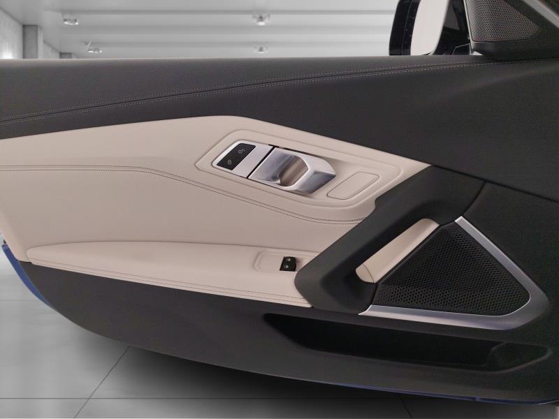 BMW Z4 sdrive 30i auto