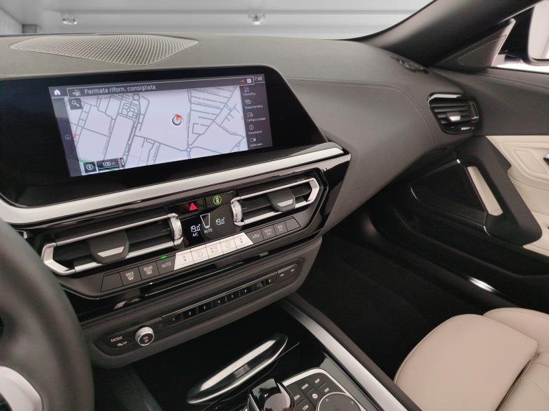 BMW Z4 sdrive 30i auto