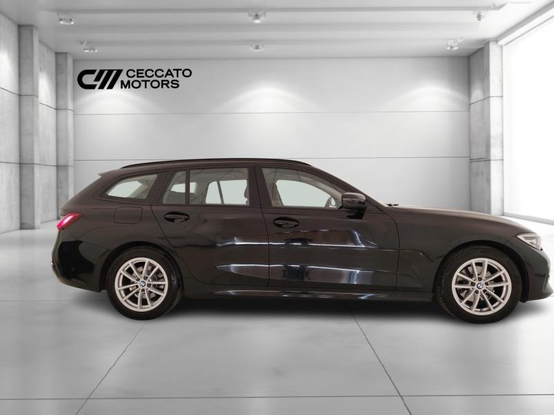 BMW 320d touring mhev 48v xdrive business advantage auto
