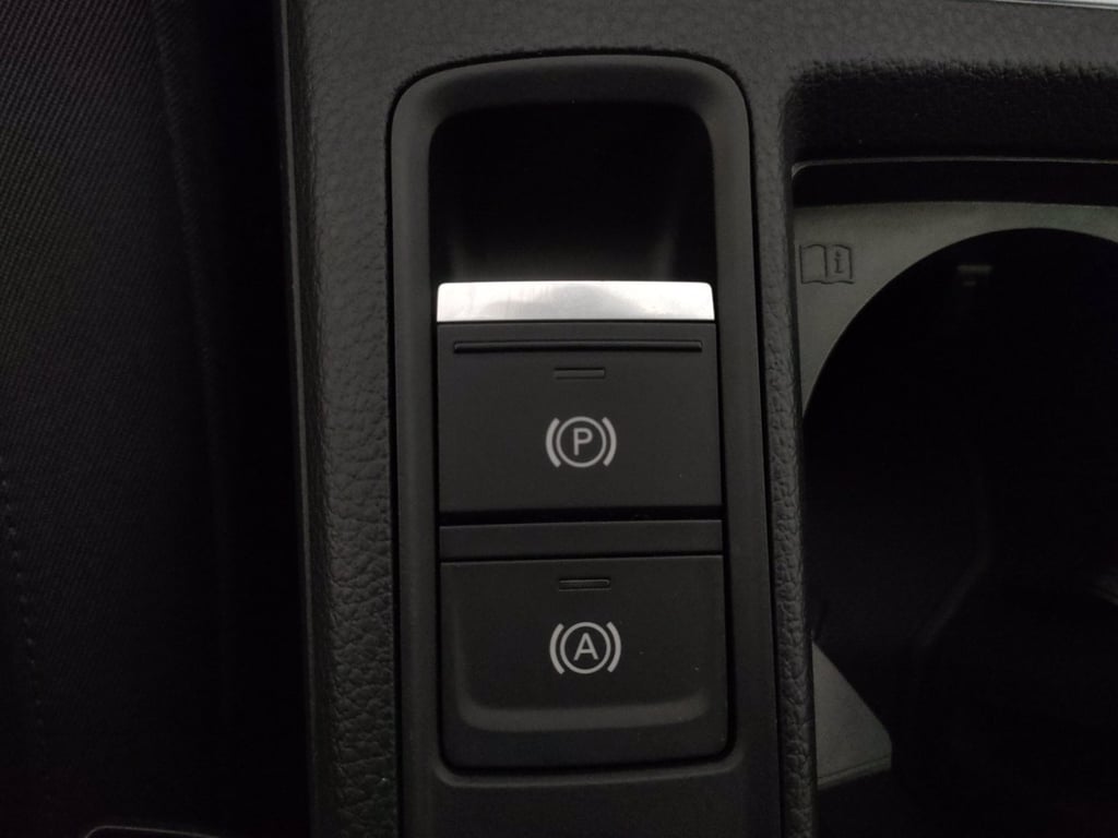 AUDI Q3 35 2.0 tdi business advanced s-tronic