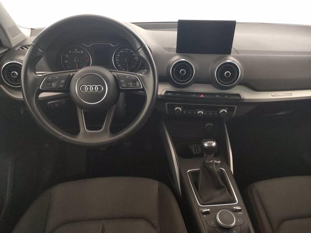 AUDI Q2 30 1.0 tfsi admired
