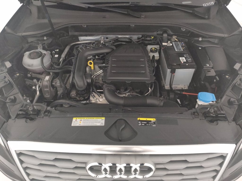 AUDI Q2 30 1.0 tfsi admired