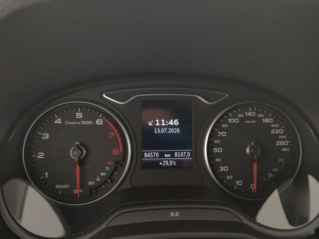 AUDI Q2 30 1.0 tfsi admired