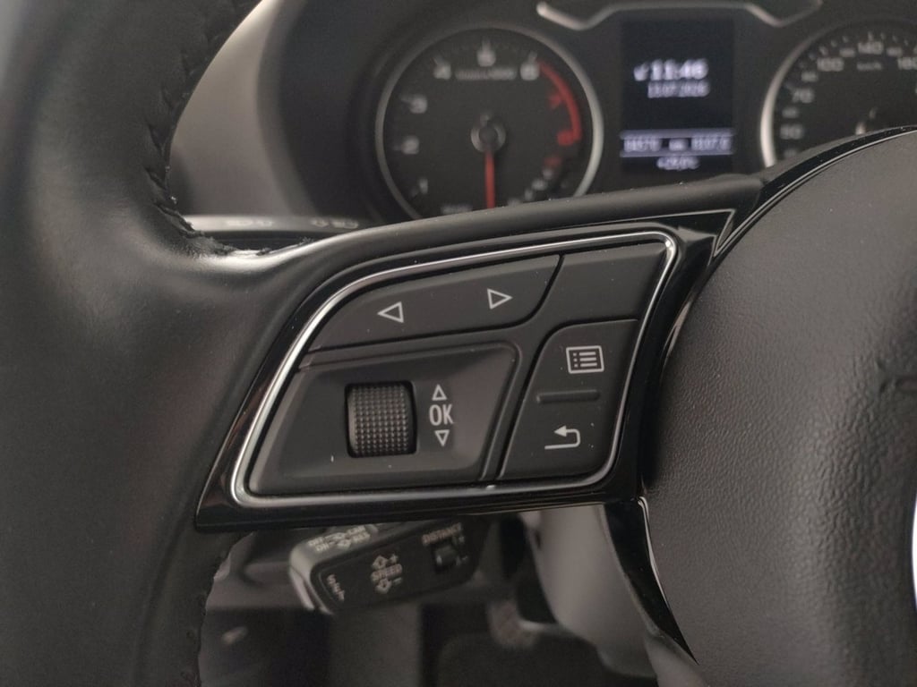 AUDI Q2 30 1.0 tfsi admired