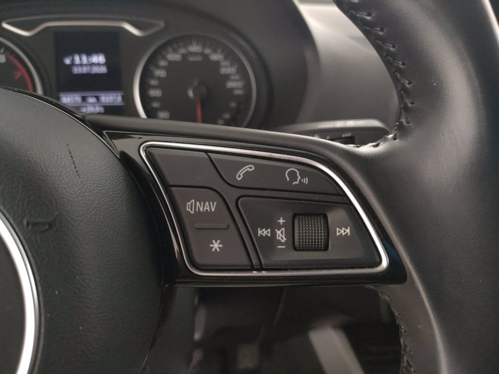 AUDI Q2 30 1.0 tfsi admired