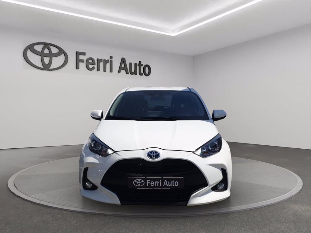 TOYOTA Yaris 1.5h active