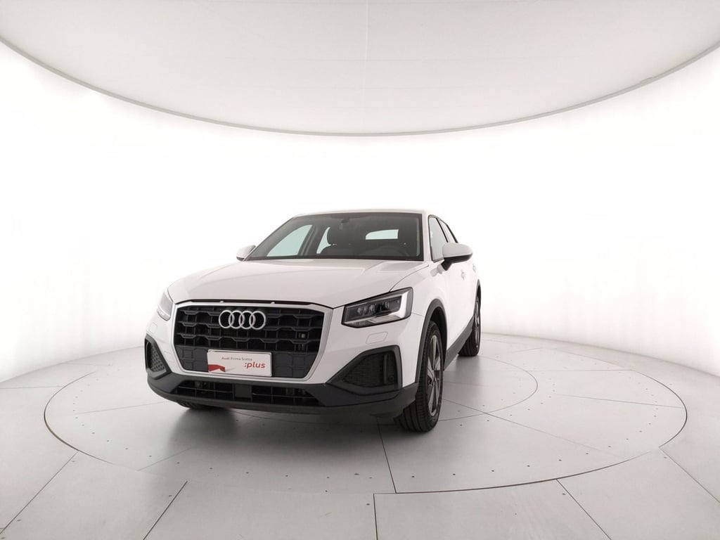 AUDI Q2 35 1.5 tfsi admired