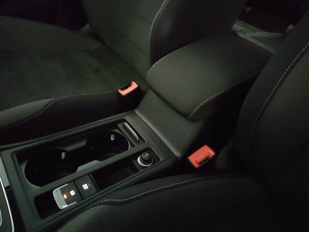 VOLKSWAGEN Golf 5p 1.6 tdi executive 115cv