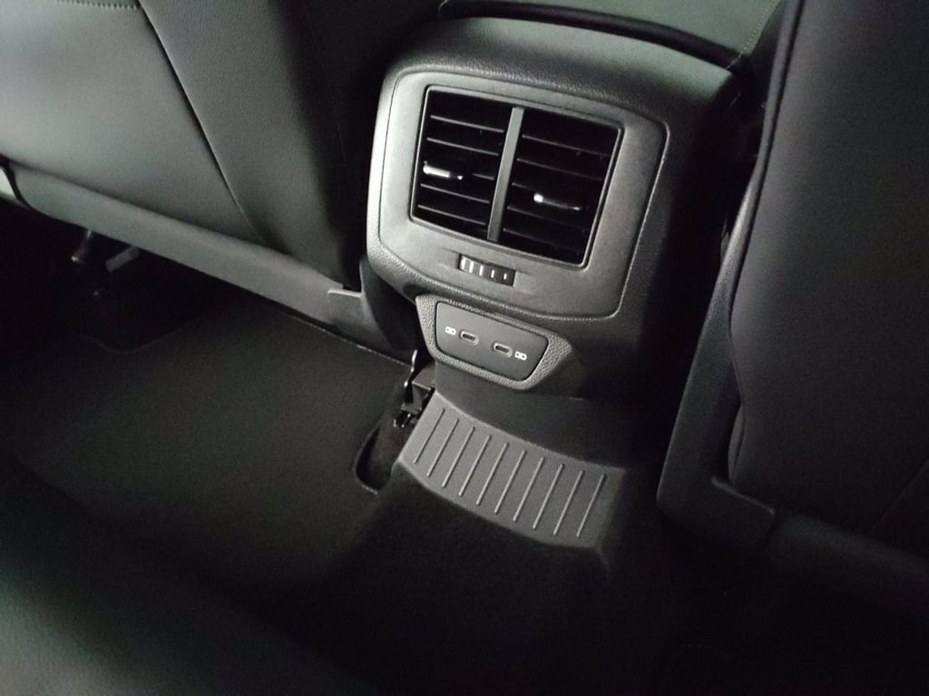 VOLKSWAGEN T-roc 1.0 tsi r-line 110cv