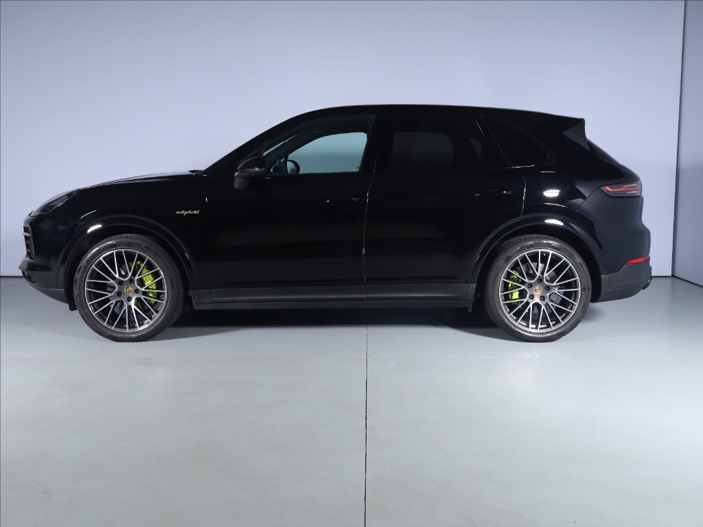 PORSCHE Cayenne 3.0 e-hybrid Platinum Edition tiptronic