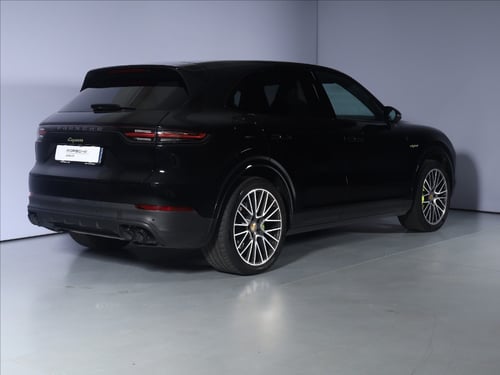 PORSCHE Cayenne 3.0 e-hybrid Platinum Edition tiptronic