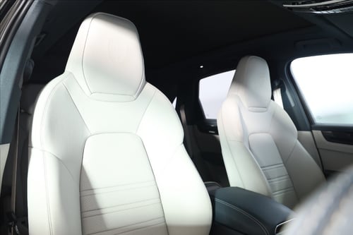 PORSCHE Cayenne 3.0 e-hybrid Platinum Edition tiptronic