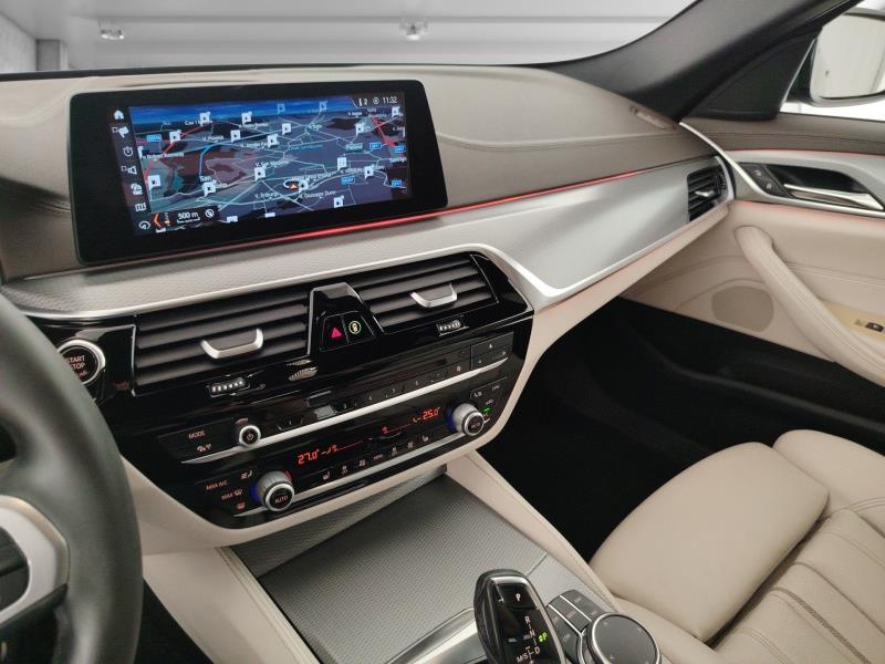 BMW 520d touring msport auto