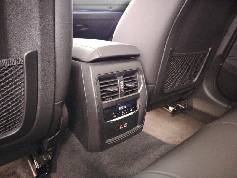 BMW 320d touring mhev 48v xdrive sport auto