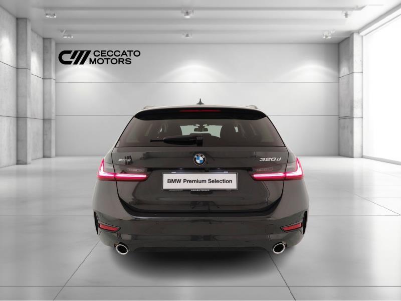 BMW 320d touring mhev 48v xdrive sport auto