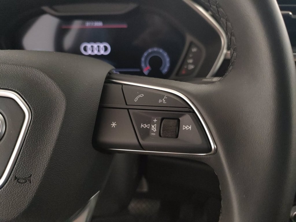 AUDI Q3 35 2.0 tdi business advanced s-tronic