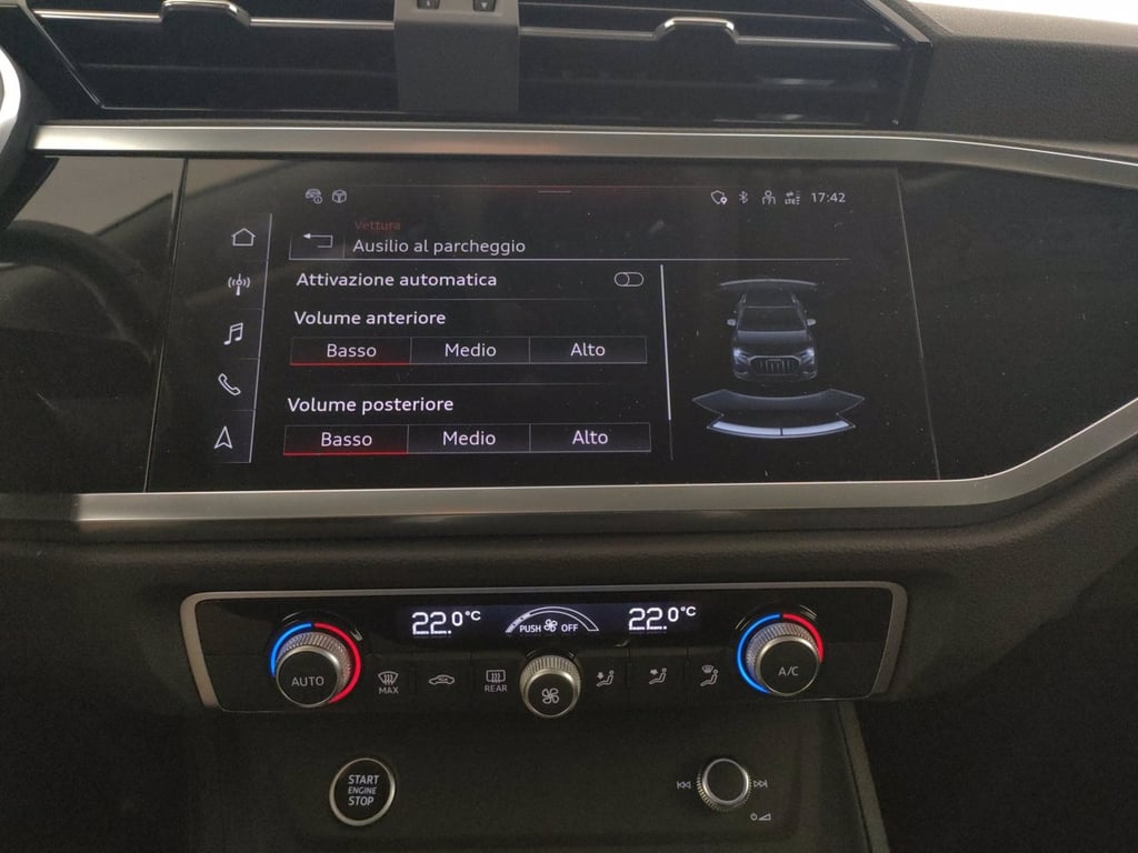 AUDI Q3 35 2.0 tdi business advanced s-tronic