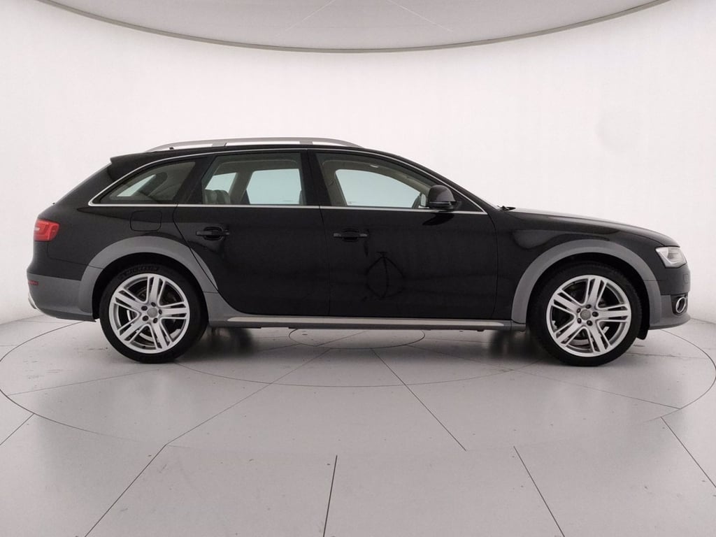 AUDI A4 Allroad 3.0 tdi  v6 245 cv business quattro s tronic