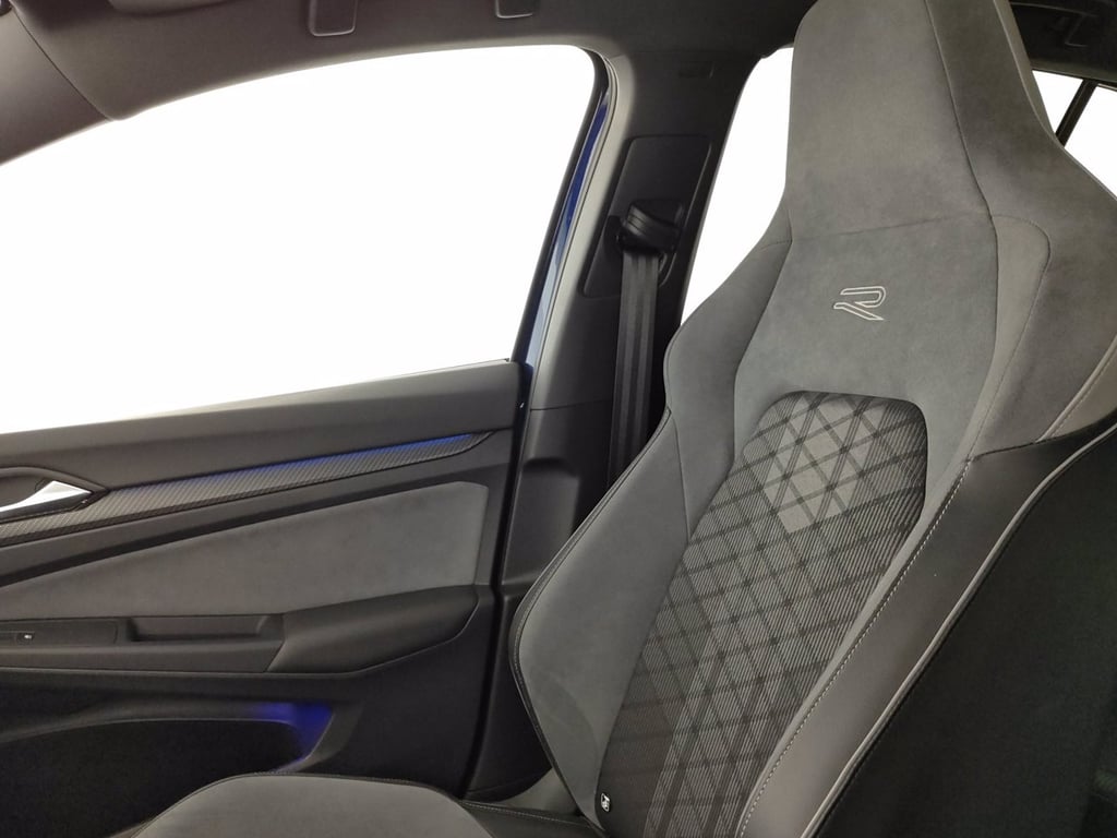 VOLKSWAGEN Golf 1.5 tsi evo r-line 130cv