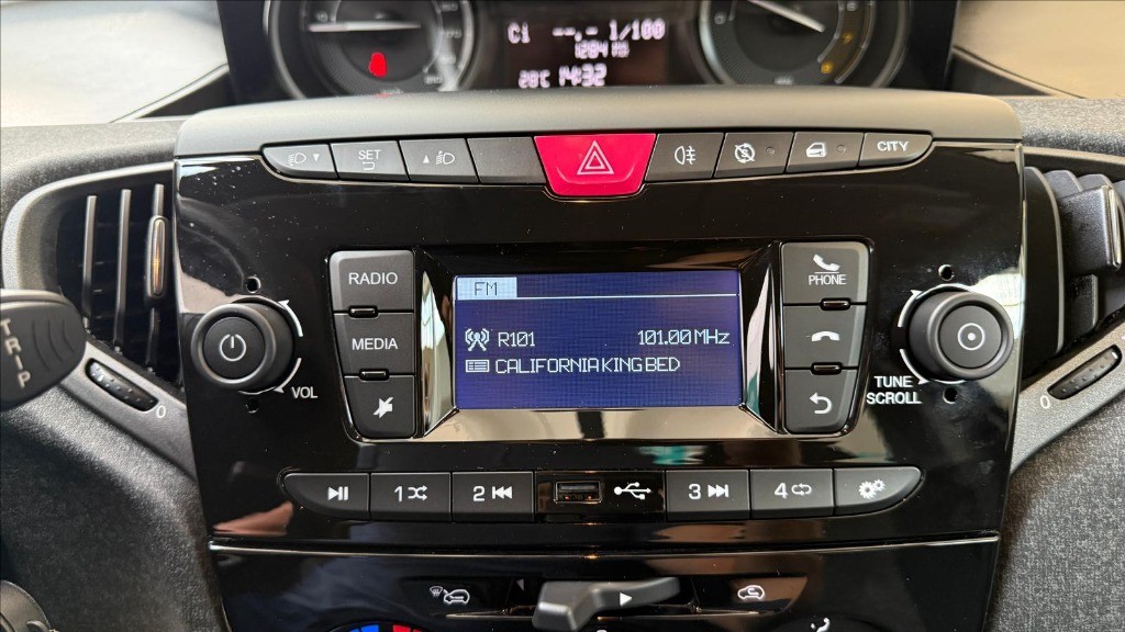 LANCIA Ypsilon 1.0 firefly hybrid UnYca s&s 70cv