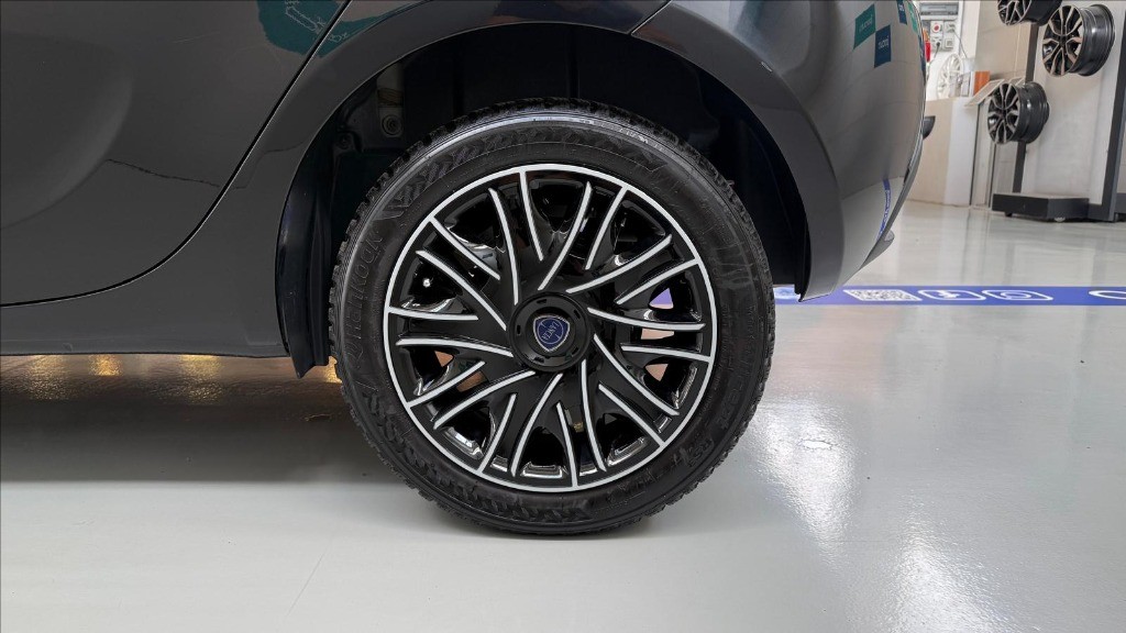 LANCIA Ypsilon 1.0 firefly hybrid UnYca s&s 70cv