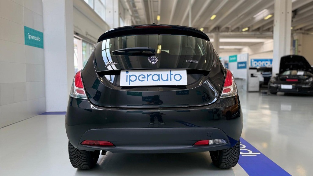LANCIA Ypsilon 1.0 firefly hybrid UnYca s&s 70cv