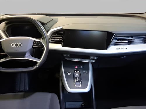AUDI Q4 e-tron 40 business advanced
