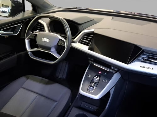 AUDI Q4 e-tron 40 business advanced