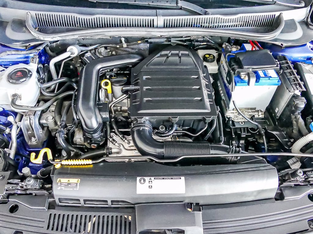 VOLKSWAGEN Polo 1.0 tsi r-line 95cv dsg