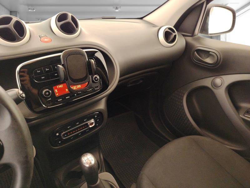 SMART Forfour 1.0 youngster 71cv c/s.s.