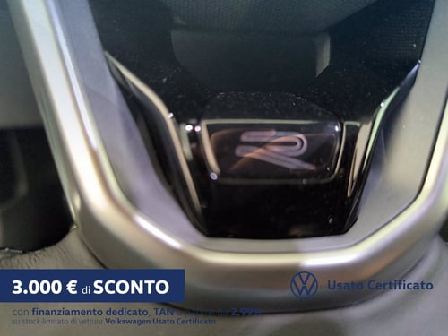 VOLKSWAGEN Golf 1.5 etsi r-line plus 150cv dsg